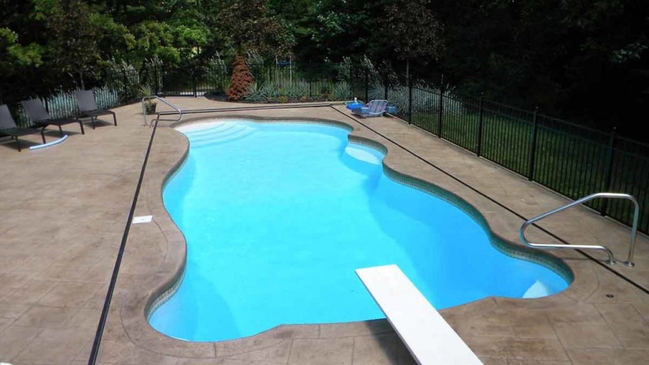 genesis-fiberglass-pool-01-1024x768